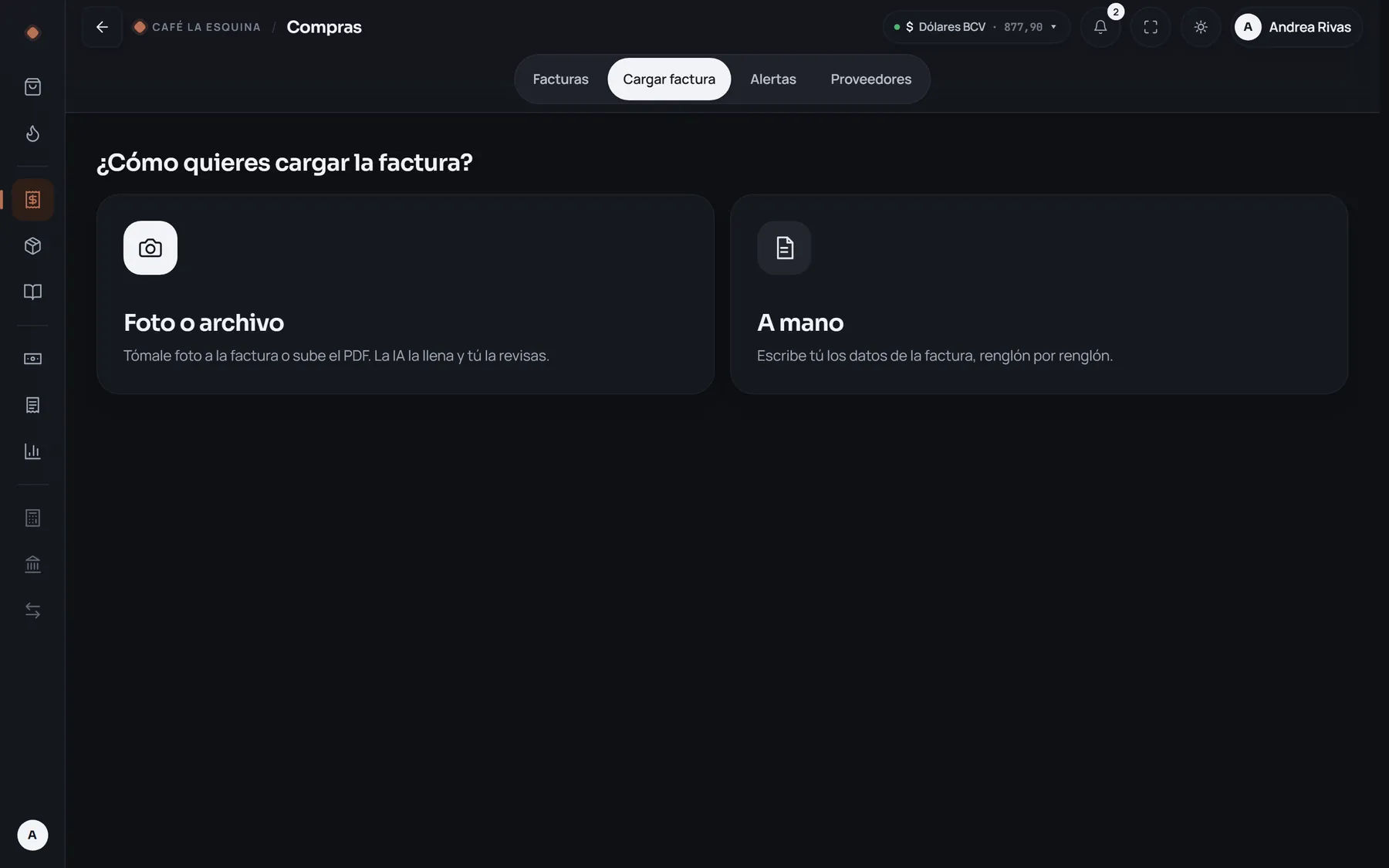 Cargar factura: elegir entre foto o archivo, o anotarla a mano